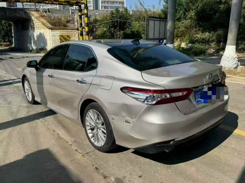 广州20年丰田凯美瑞7