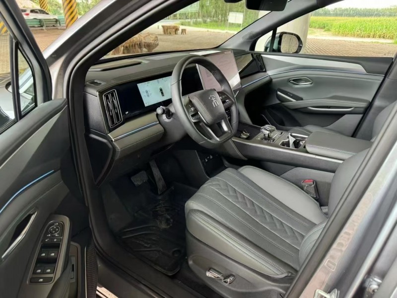 松原25年比亚迪宋6