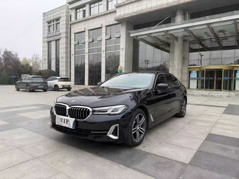 东营23年宝马5系3