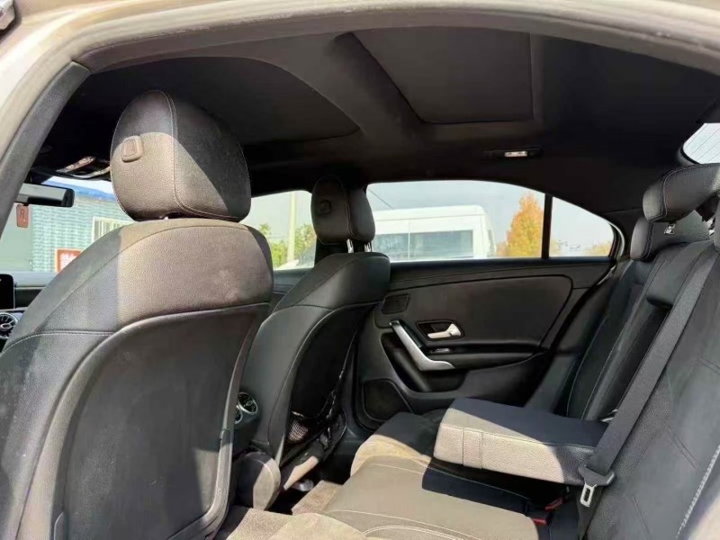 菏泽20年奔驰CLA5