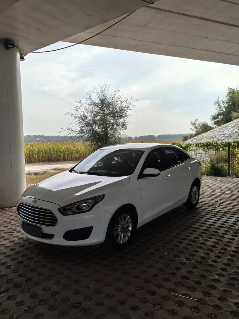 松原20年福特福克斯3