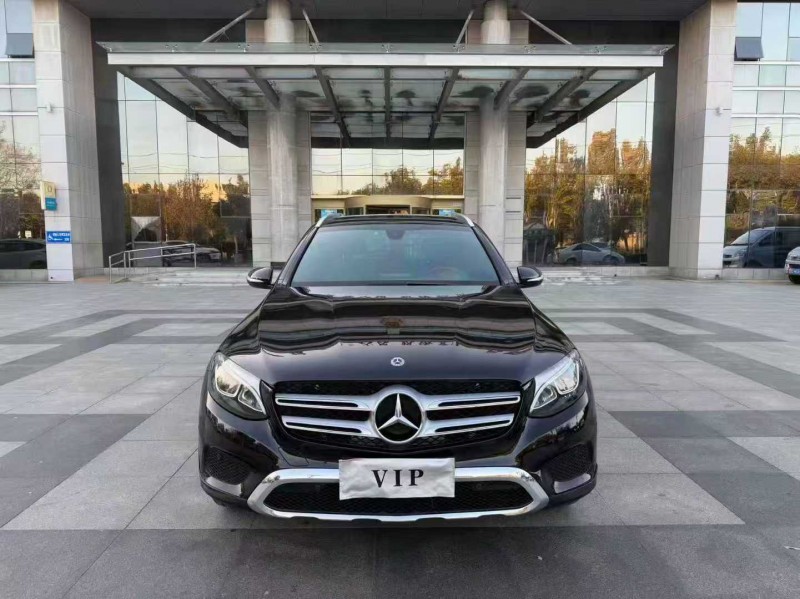 泰安18年奔驰GLC1