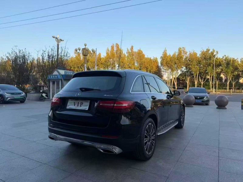 泰安18年奔驰GLC8
