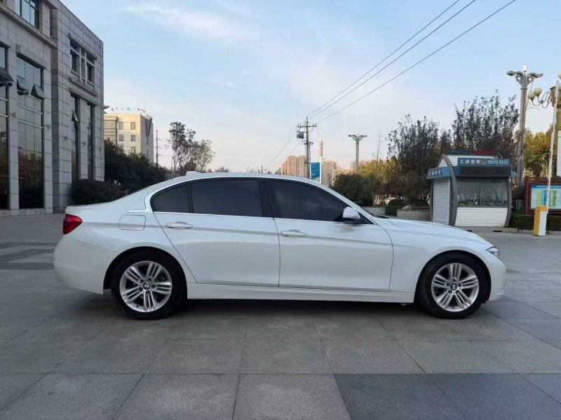 潍坊17年宝马3系9