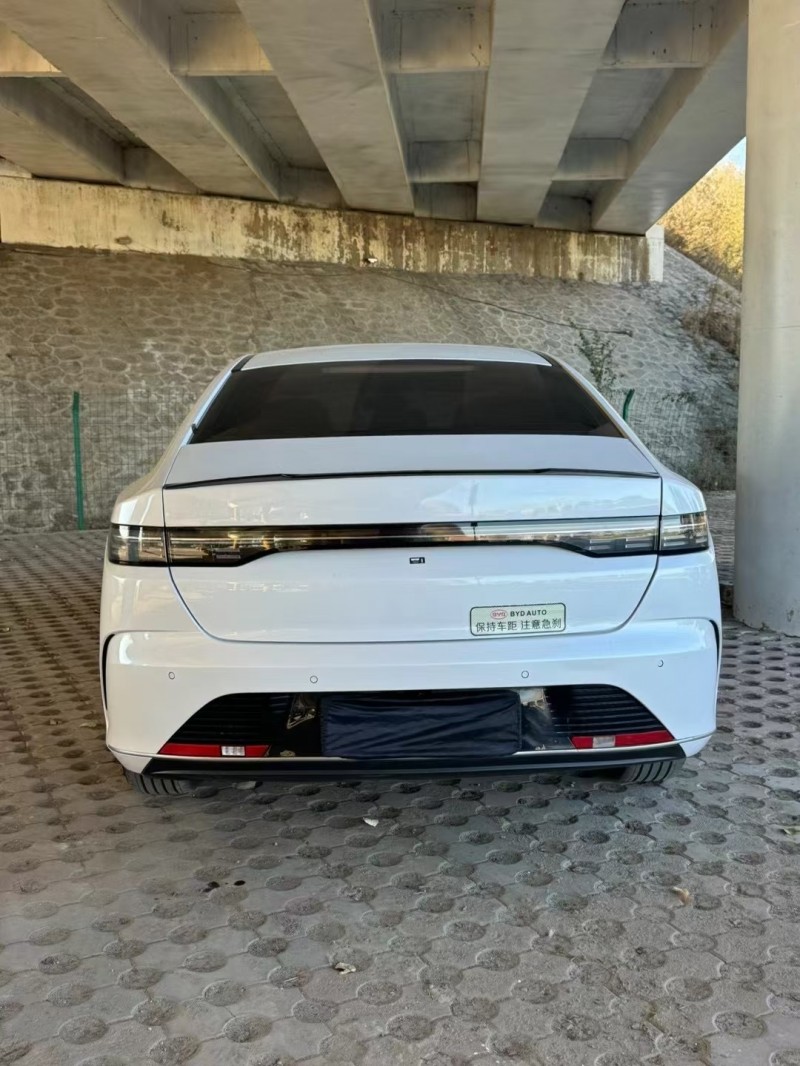 松原24年比亚迪驱逐舰9