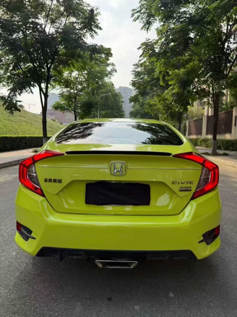 成都19年本田思域3