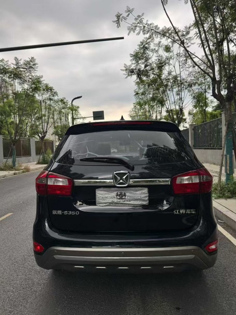 成都16年江铃驭胜3