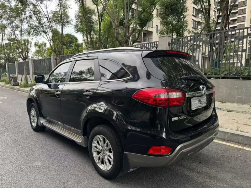 成都16年江铃驭胜6