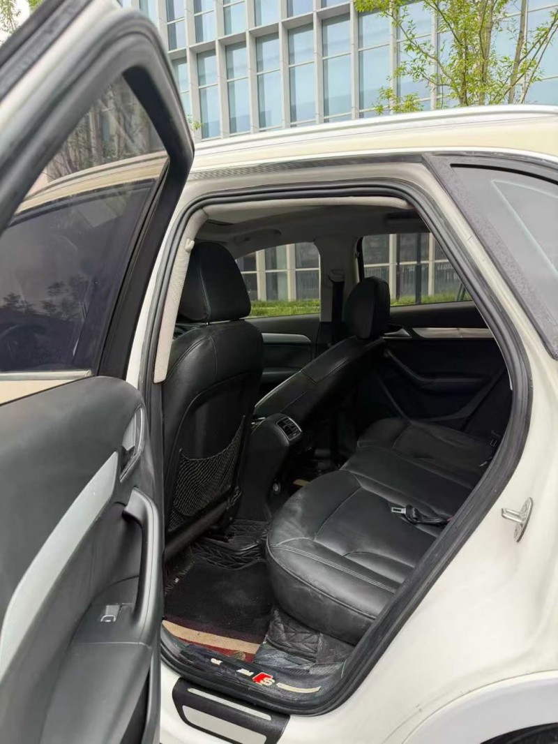 成都16年凯迪拉克XTS8