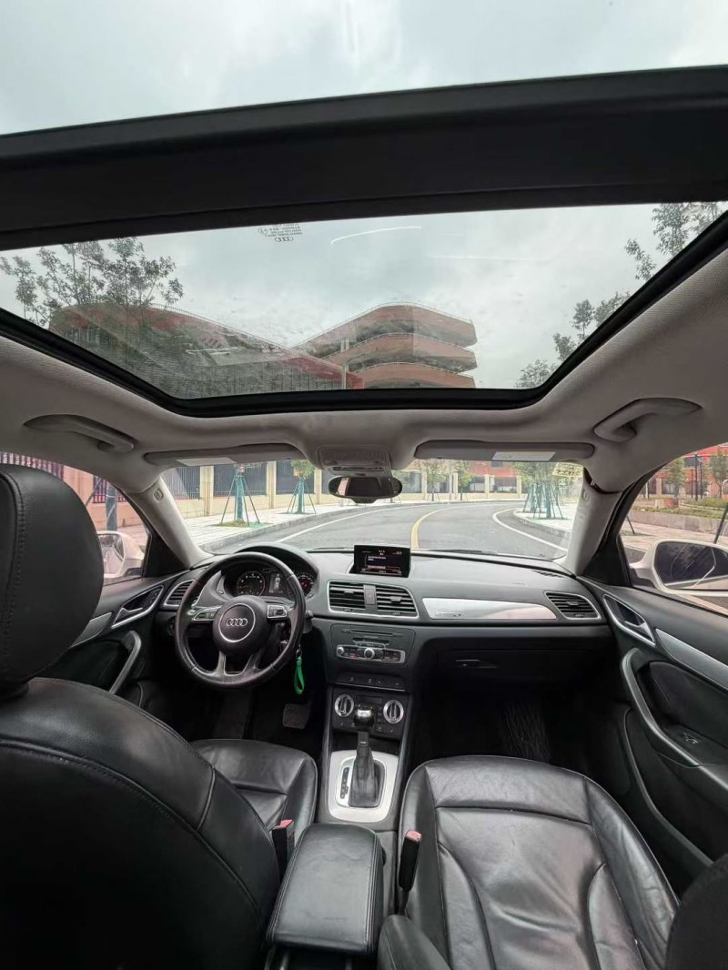 成都16年凯迪拉克XTS9