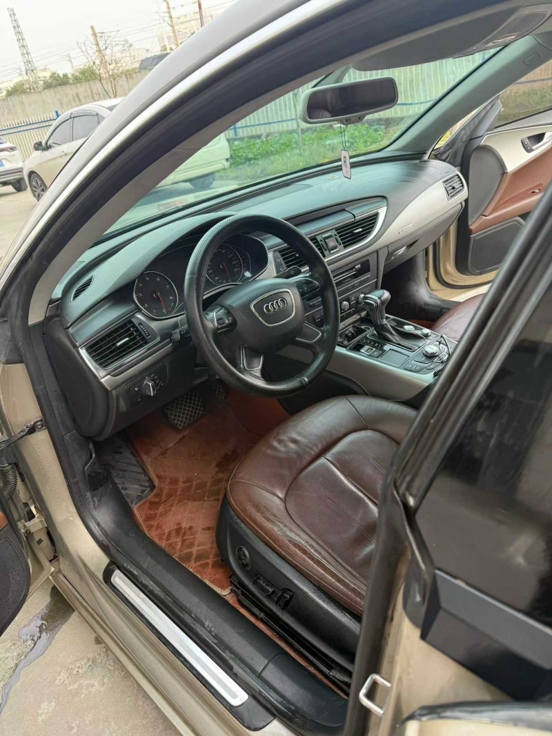 襄阳14年奥迪A7L3