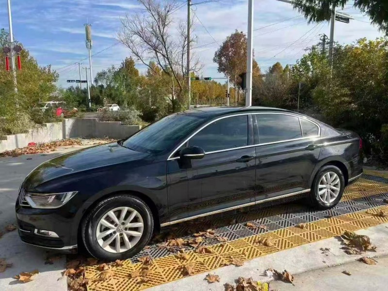 青岛19年大众迈腾3