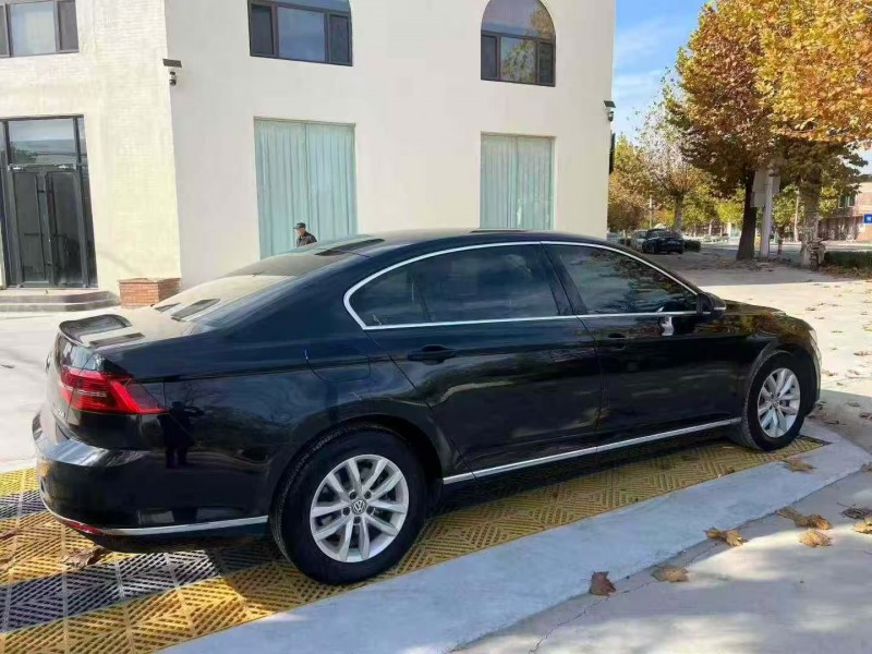 青岛19年大众迈腾8