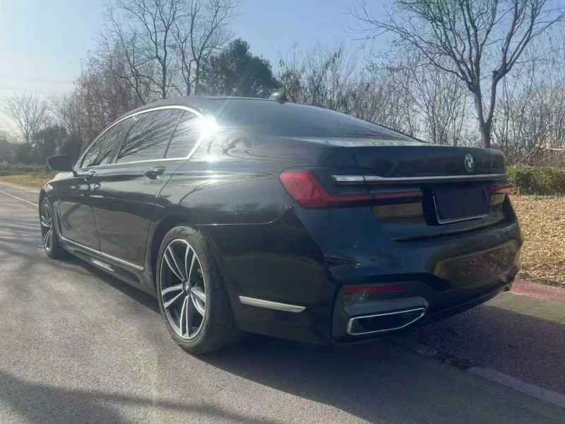 枣庄22年宝马7系8