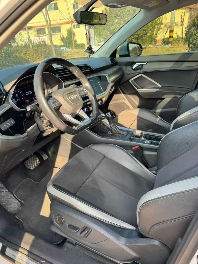 东营21年奥迪Q36