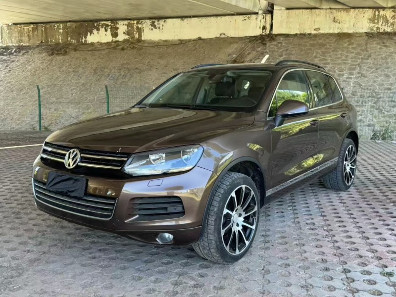 松原12年大众途锐2