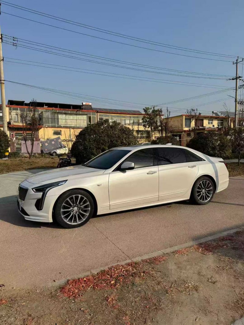 东营19年凯迪拉克CT63