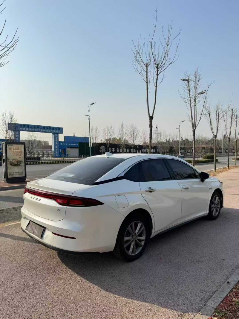 日照23年传祺埃安S7