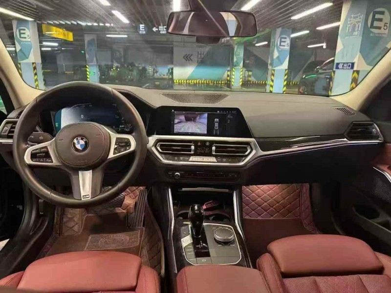 台州22年宝马3系5