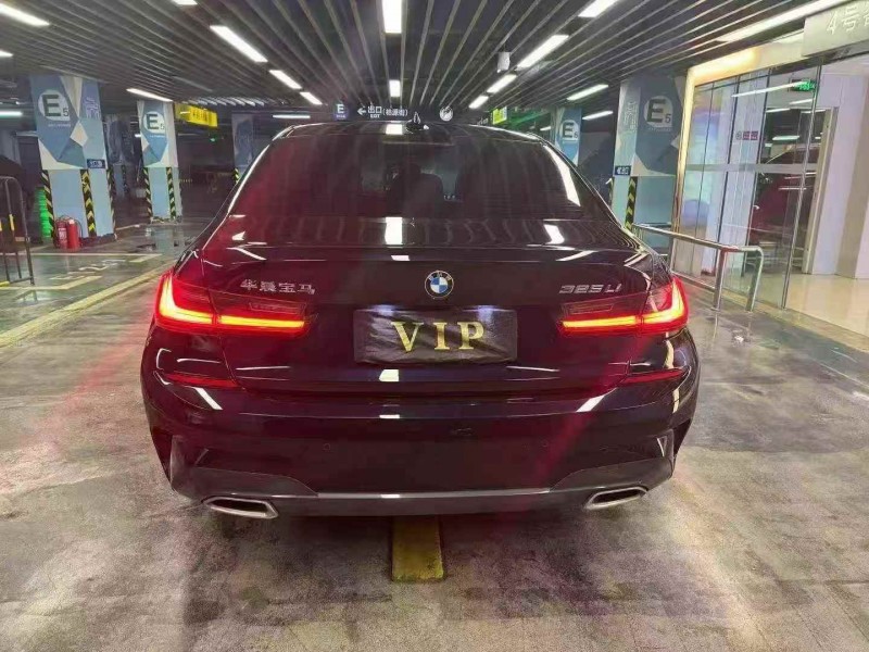 台州22年宝马3系8