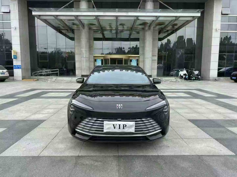 枣庄24年别克君越1