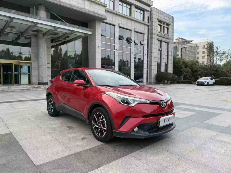 枣庄21年丰田CHR3