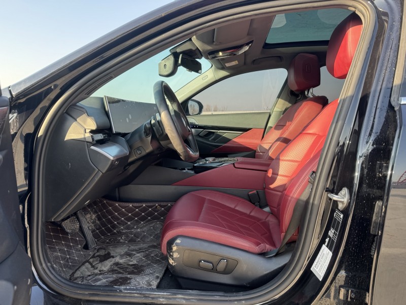 新乡24年宝马5系4