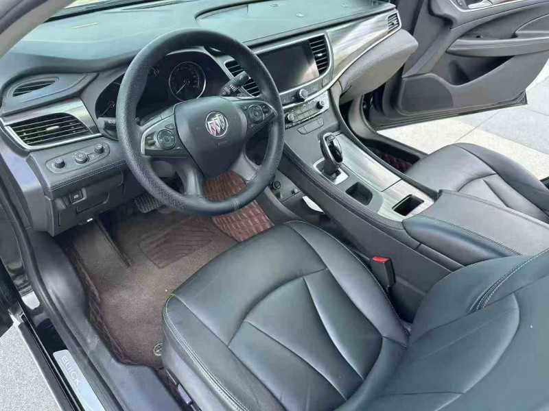 枣庄22年别克君越4