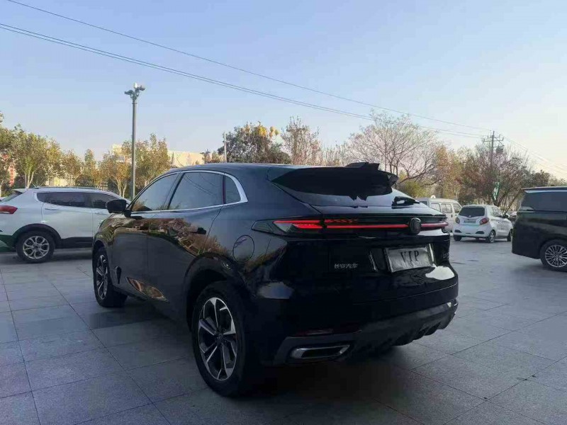 枣庄22年长安汽车UNI9