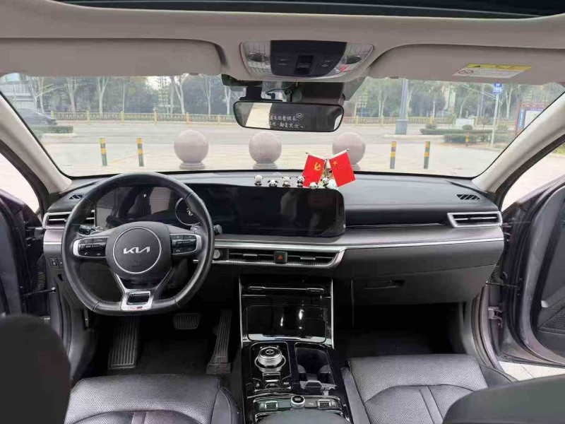 枣庄23年起亚K5凯酷6