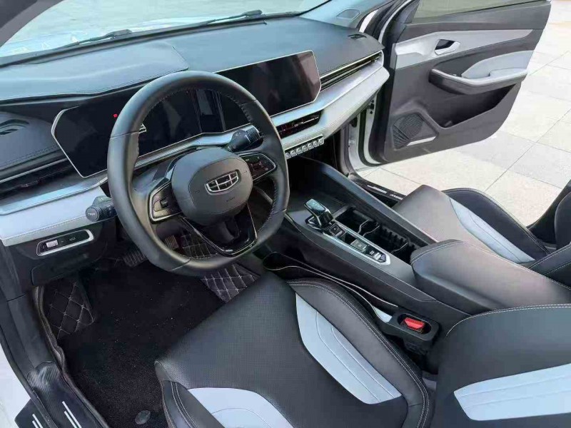 枣庄25年吉利缤瑞4