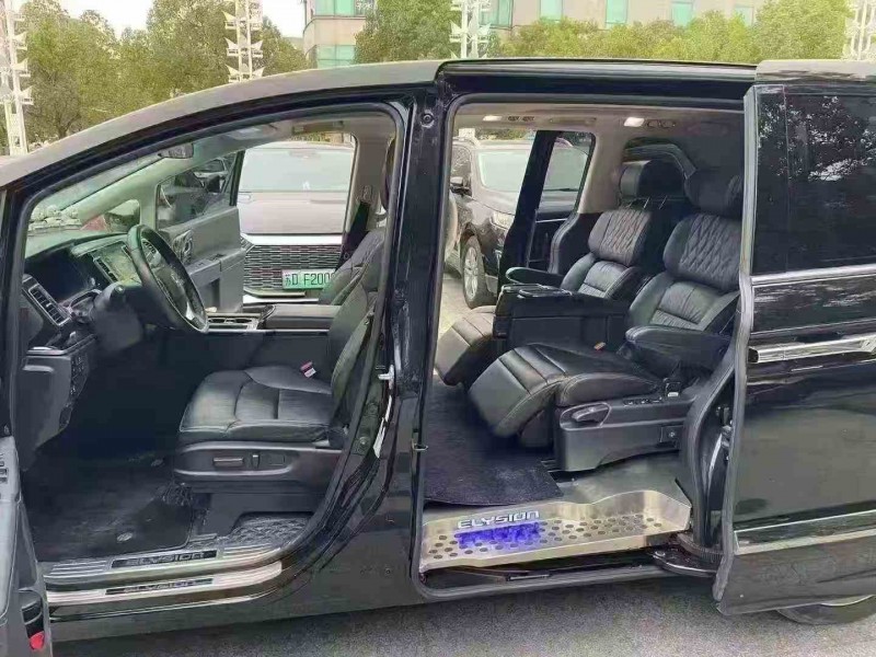 苏州21年本田艾力绅6