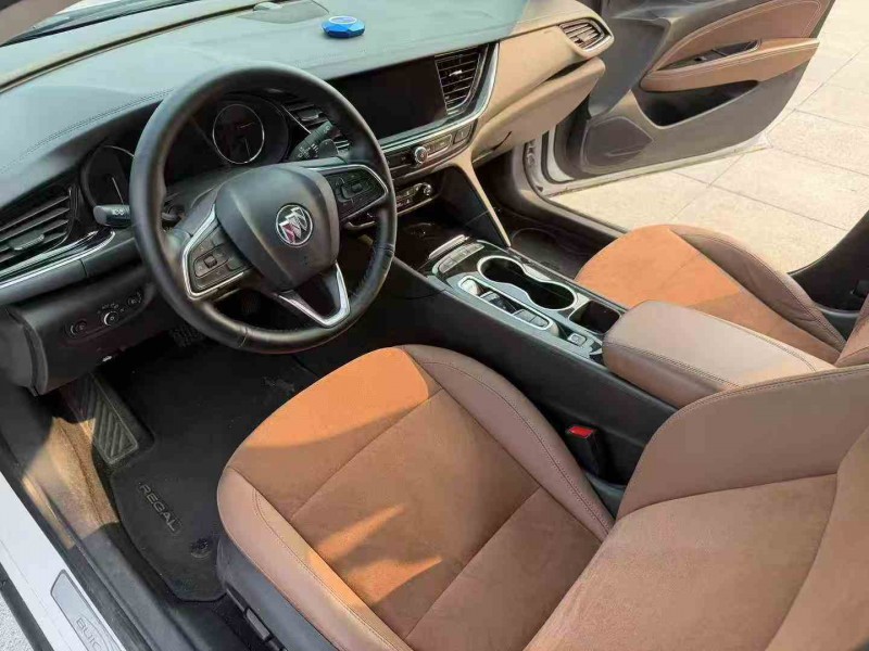 枣庄21年别克君威4