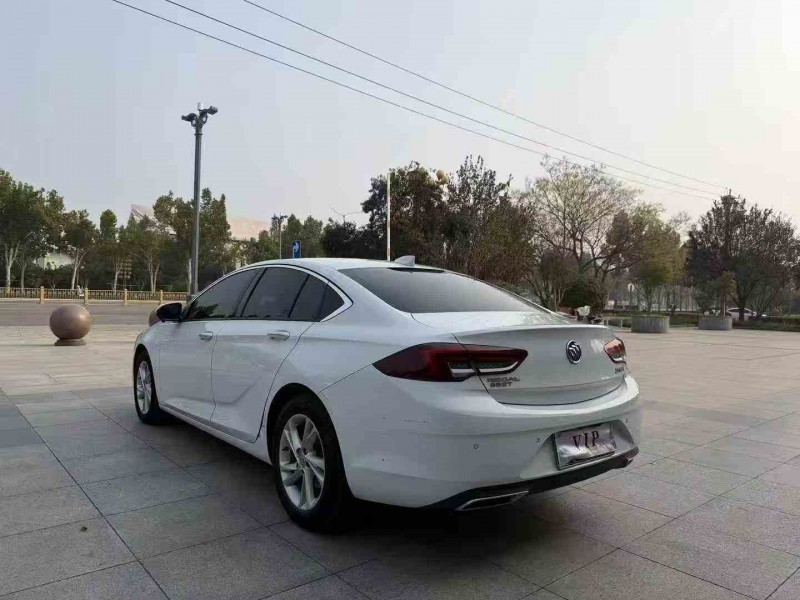 枣庄21年别克君威9