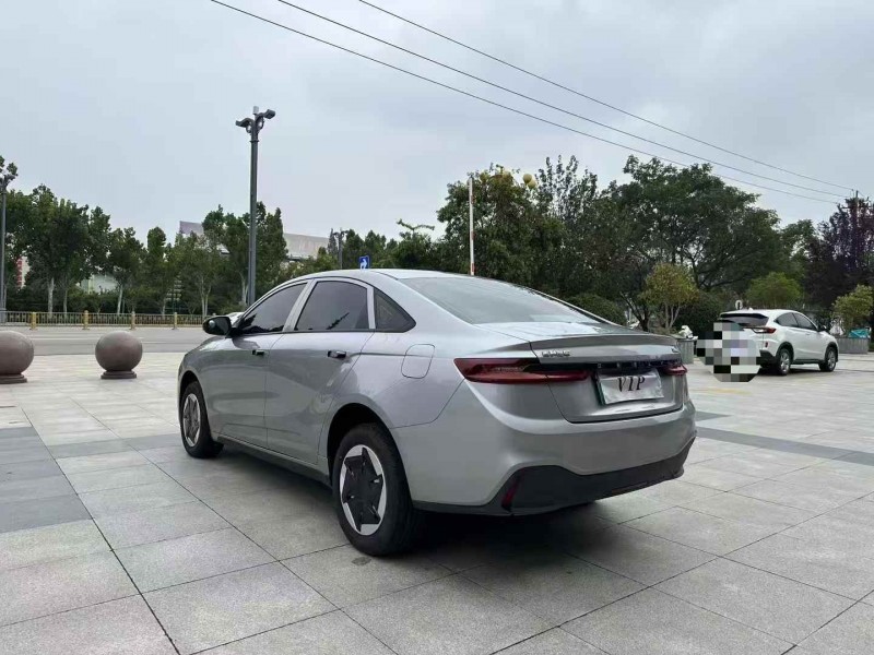 枣庄24年吉利几何9