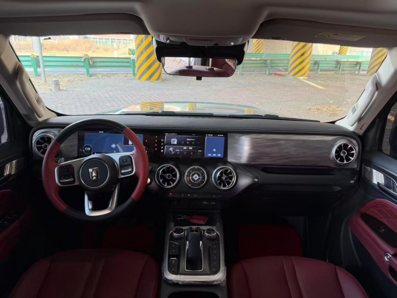 松原24年长城汽车坦克5