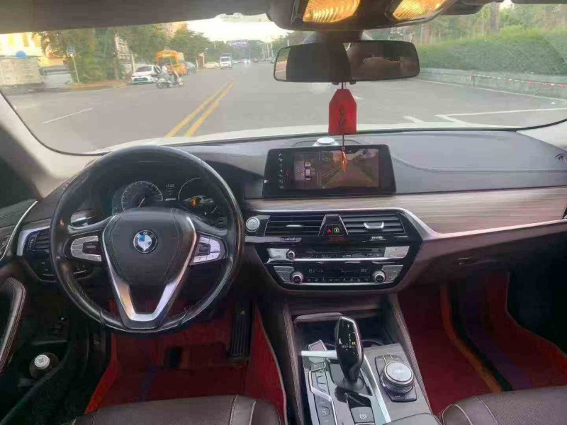 湛江18年宝马5系5