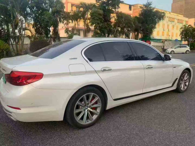 湛江18年宝马5系8