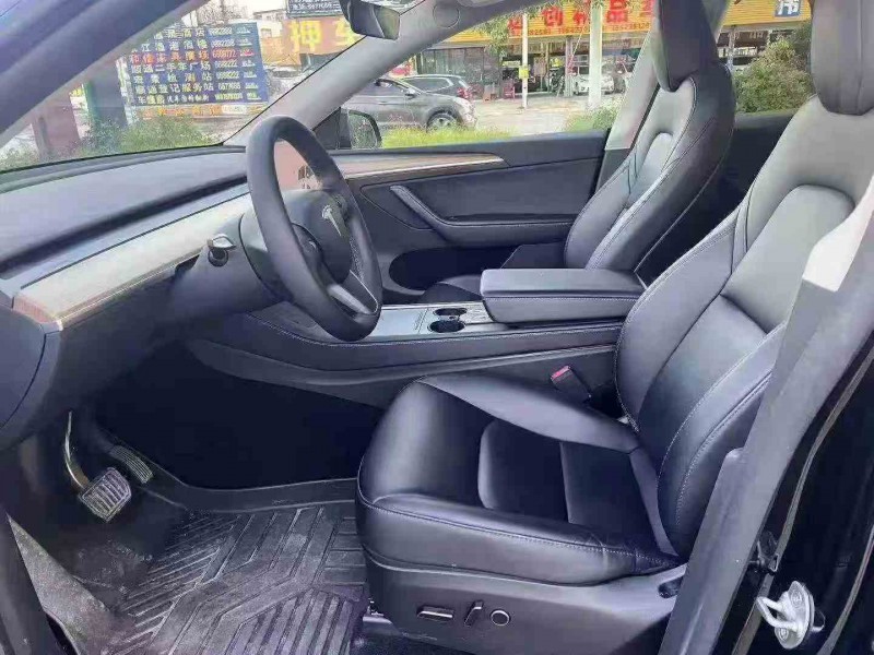 湛江22年特斯拉MODEL Y4