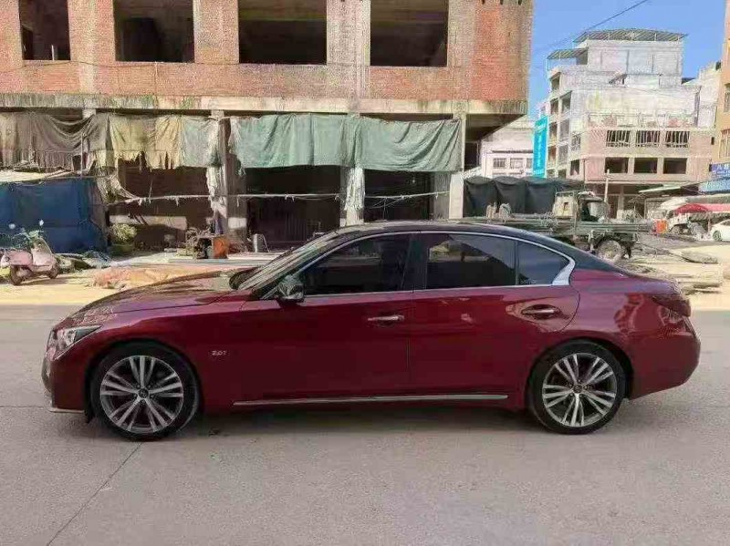 钦州18年英菲尼迪Q50L2