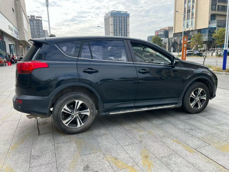 上饶16年丰田RAV4荣放5