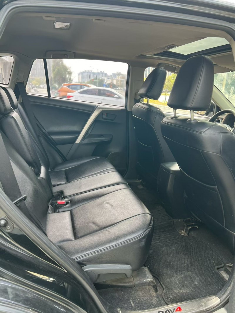 上饶16年丰田RAV4荣放6