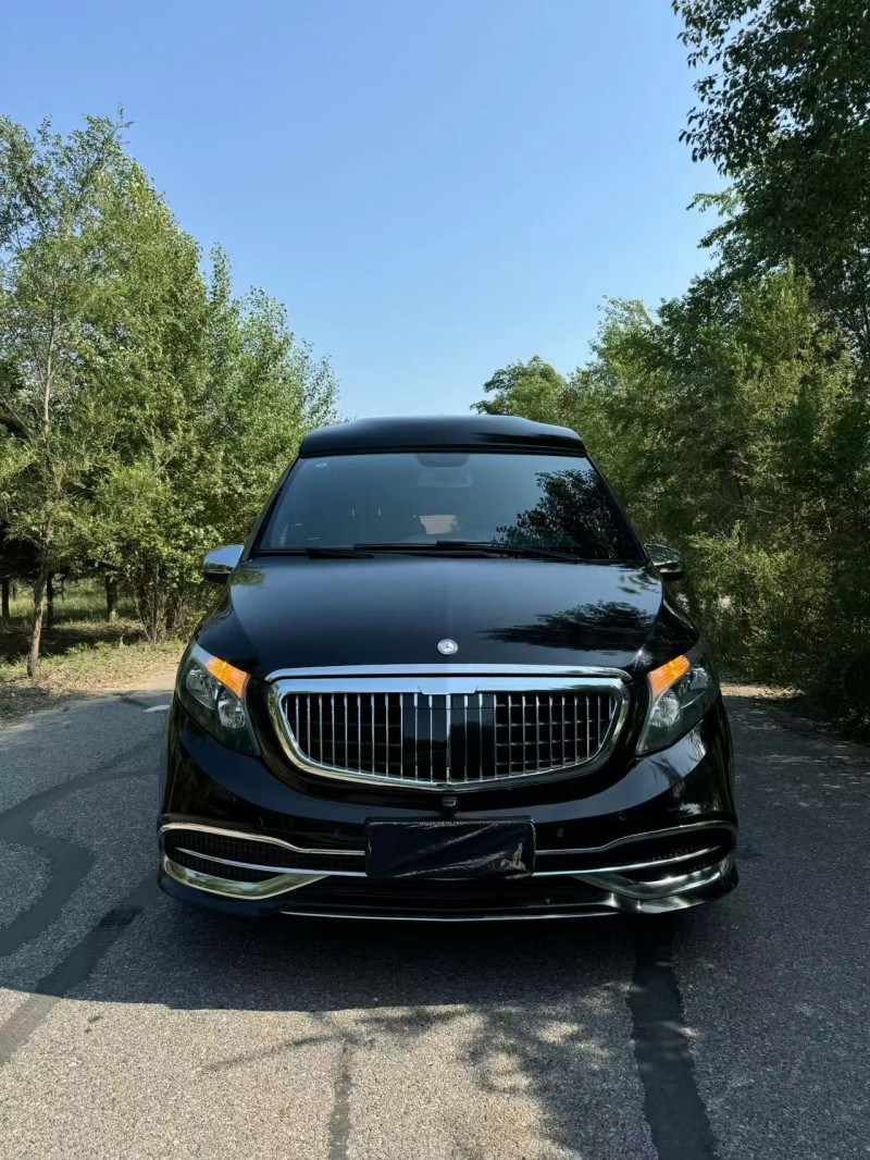 松原19年奔驰威霆1