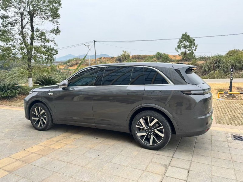 南昌23年理想L77