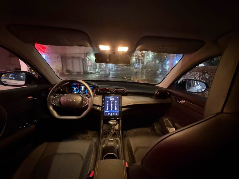 南昌24年东风奕炫6