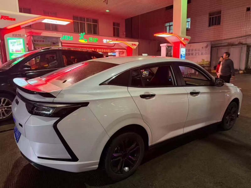 南昌24年东风奕炫8