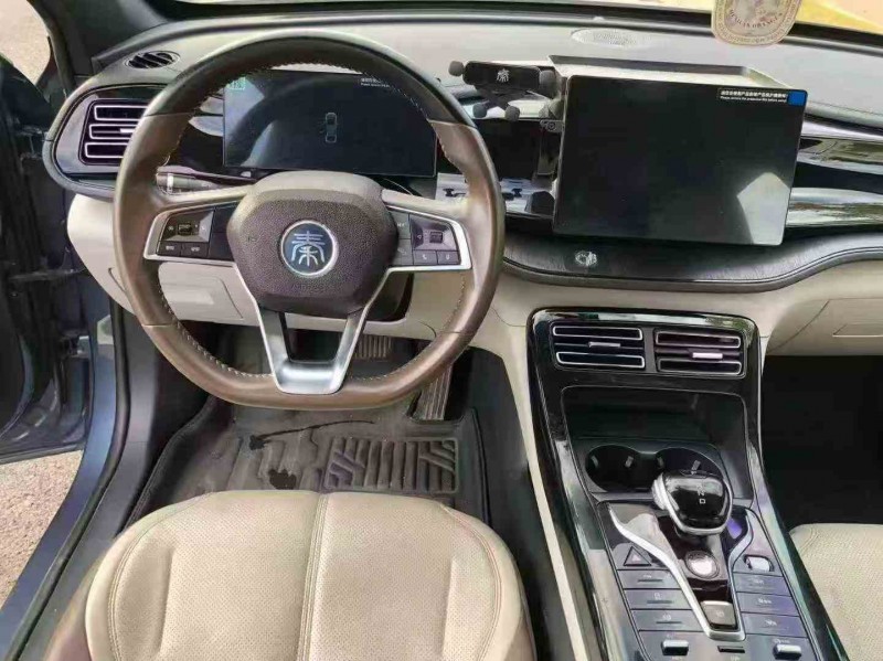 珠海24年比亚迪秦5