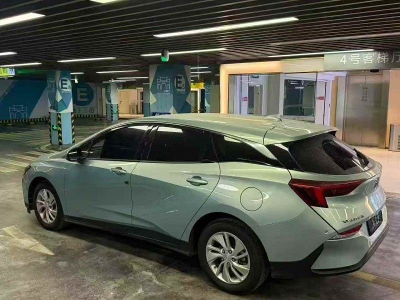 台州23年别克微蓝8