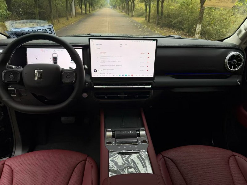 南昌25年长城汽车坦克4