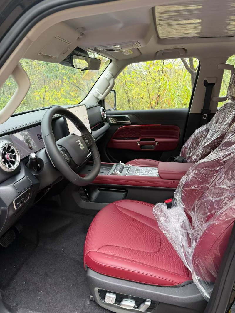 南昌25年长城汽车坦克6